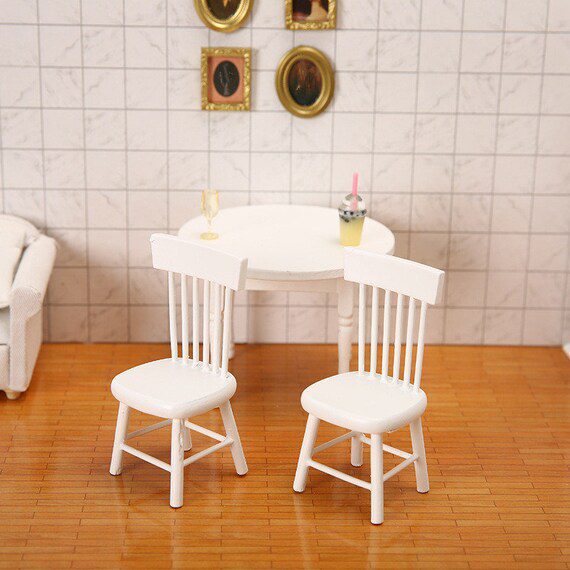 Dollhouse White Round Table Suit
