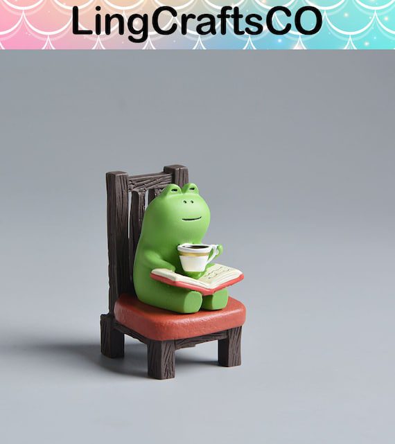 Miniature Funny Frog Figurine
